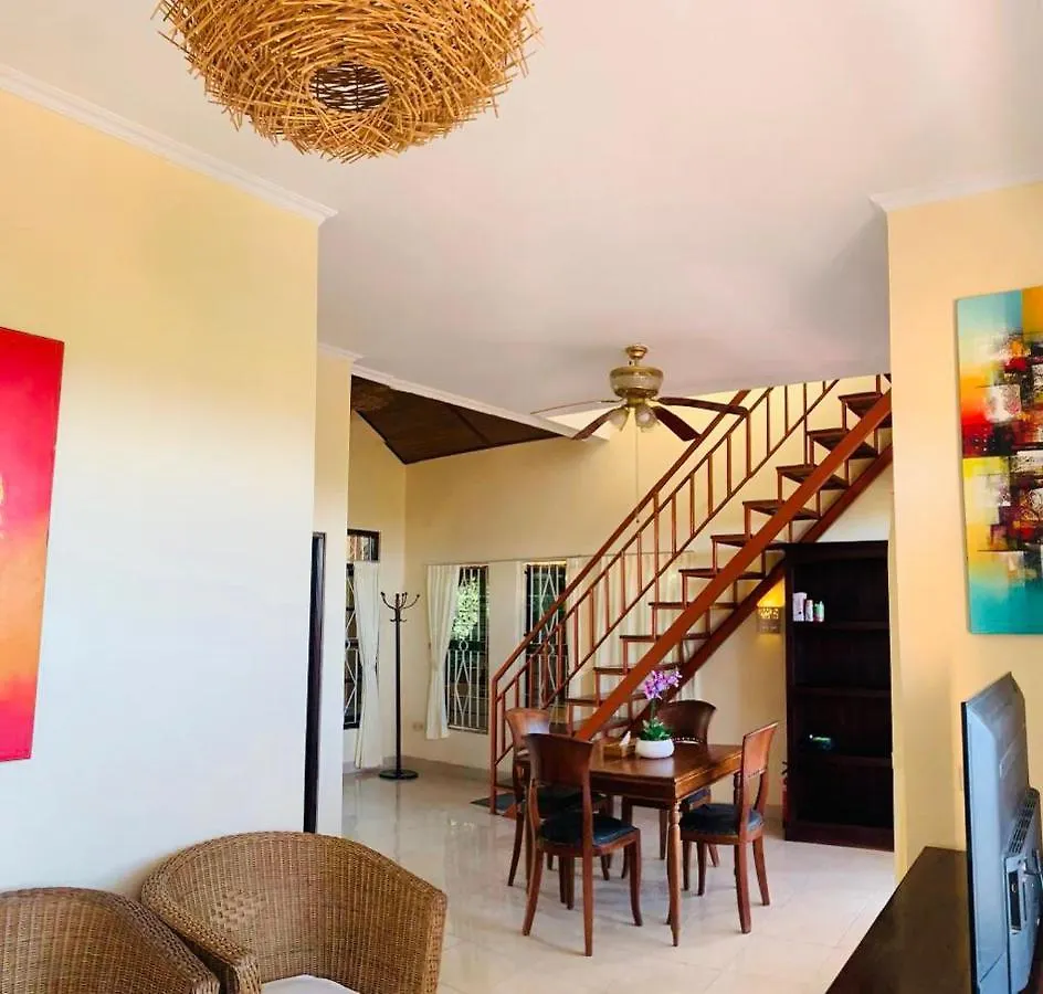 Giri'S Villa Jimbaran Ungasan