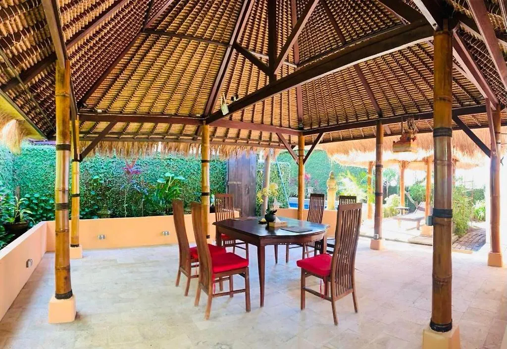 Giri'S Villa Jimbaran Ungasan   Ungasan (Bali)